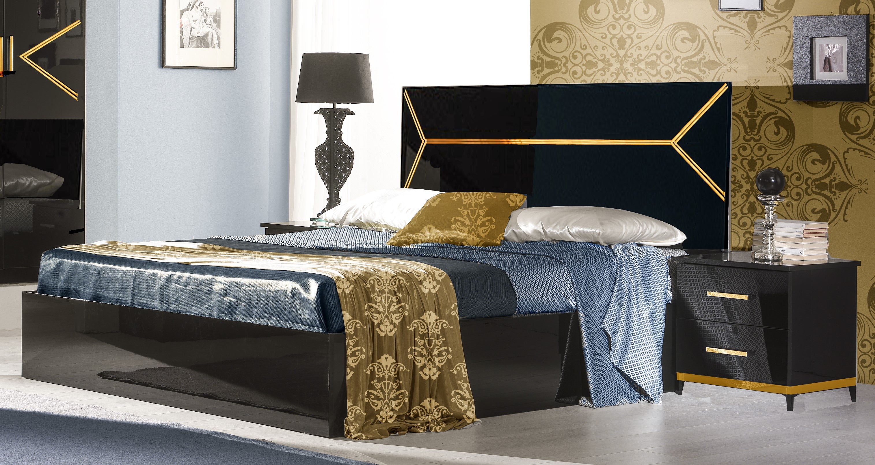 Black and gold king bedroom outlet set